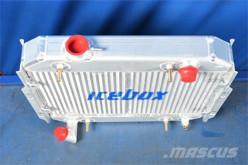Nissan Forklift Radiator # 940106 Radiadores