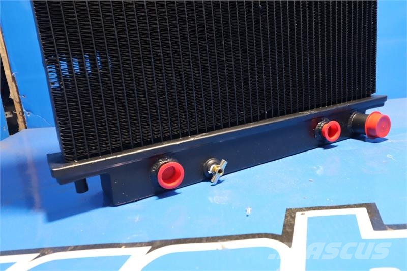 Nissan Forklift Radiator # 940185 مشعات