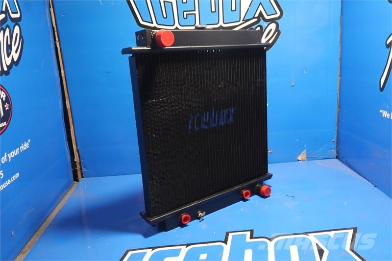 Nissan Forklift Radiator # 940185 مشعات