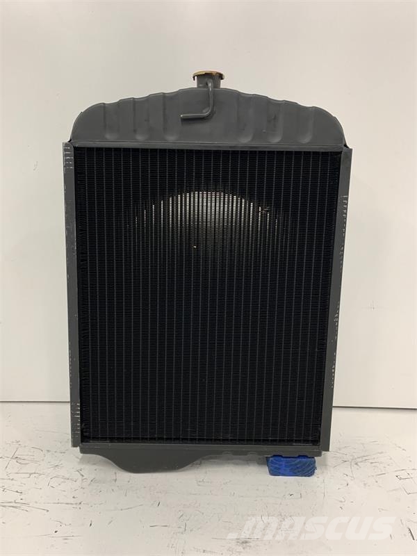 Oliver 1550, 1555, 1600, 1650,1655 Radiator # 820052 Radiatoare