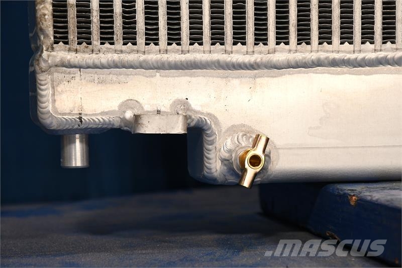 Onan Cummins Radiator # 990368 散熱器/水箱