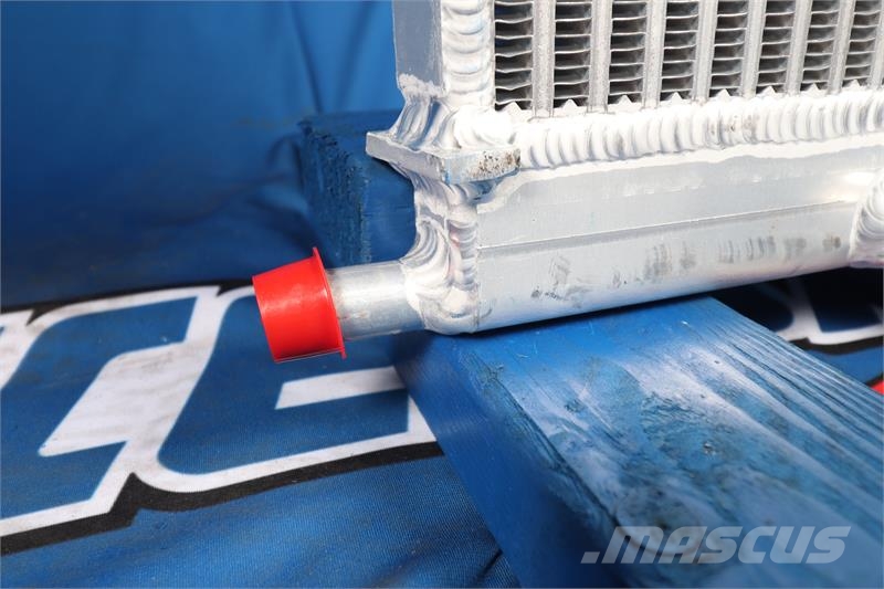 Onan Cummins Radiator # 990392 Radiadores