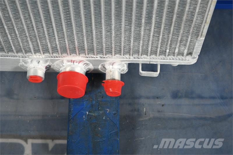 Onan GGLB / 150KW GenSet Radiator # 990072 Radiadores