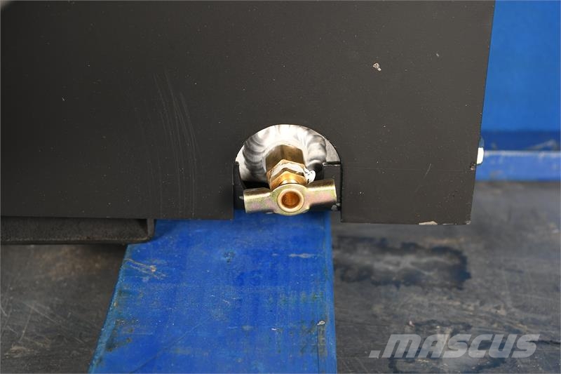 Oxbo Cooling Package # 820260 مشعات