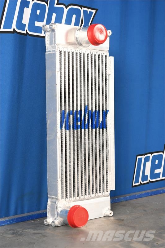 Oxbo International Charge Air Cooler # 820259 مشعات