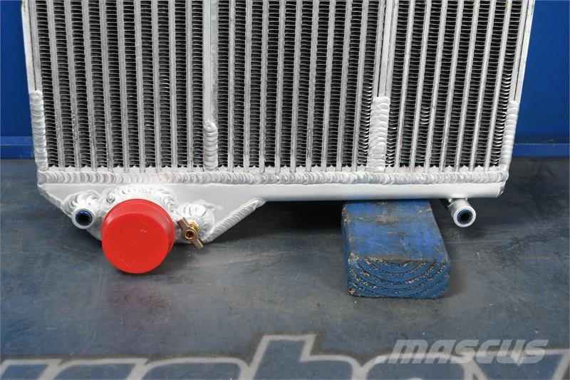 Perkins 4 Cyl Radiator # 990336 مشعات