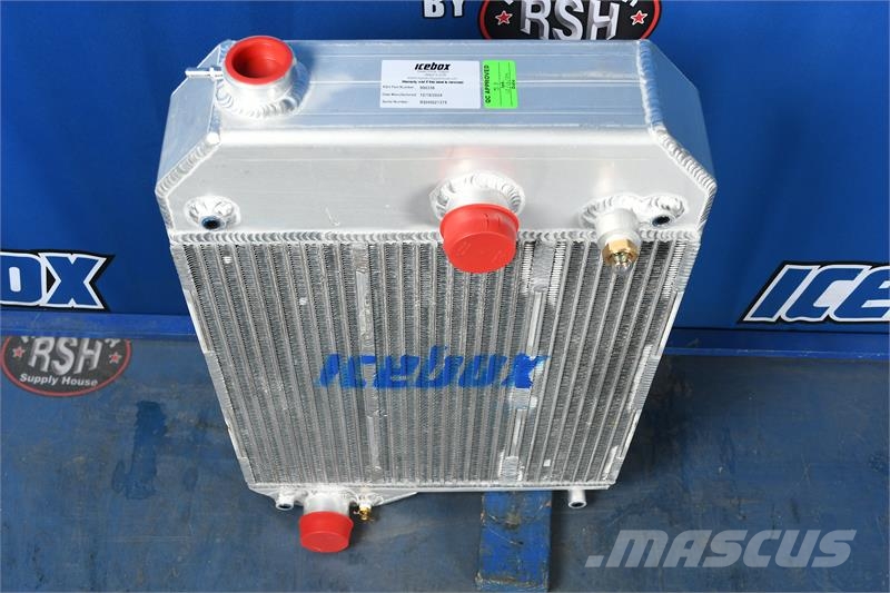 Perkins 4 Cyl Radiator # 990336 مشعات