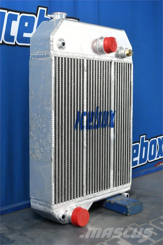 Perkins 4 Cyl Radiator # 990336 مشعات