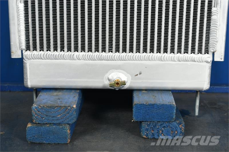 Perkins Radiator # 990499 مشعات