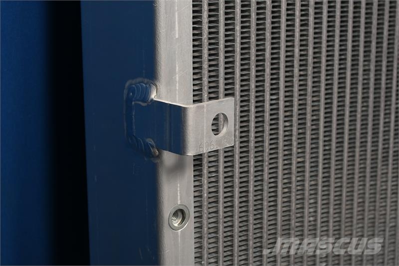 Peterbilt 220, T270 Radiator # 606118 Radiators