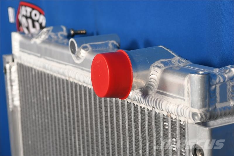 Peterbilt 220, T270 Radiator # 606118 Radiators