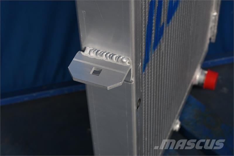 Peterbilt 220, T270 Radiator # 606118 Radiators