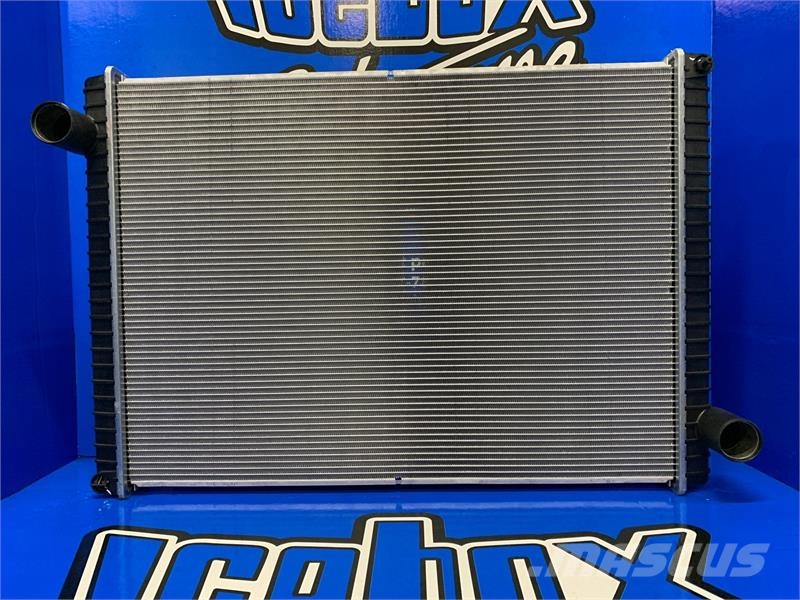 Peterbilt 330 Radiator # 606102 Radiadores