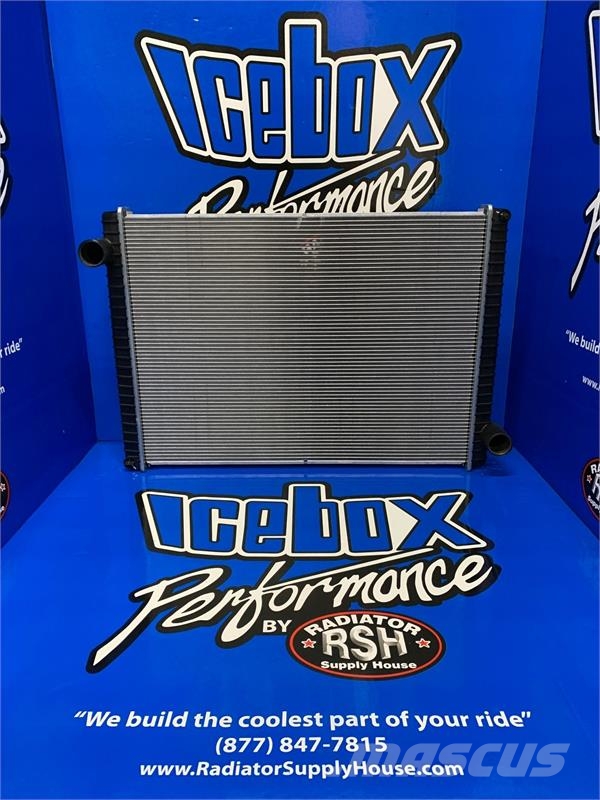 Peterbilt 330 Radiator # 606102 Radiadores