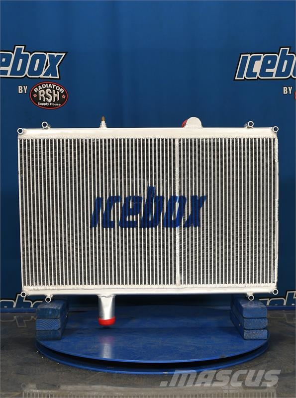 Peterbilt 335, 340 / T300 Radiator # 606074 Radiadores
