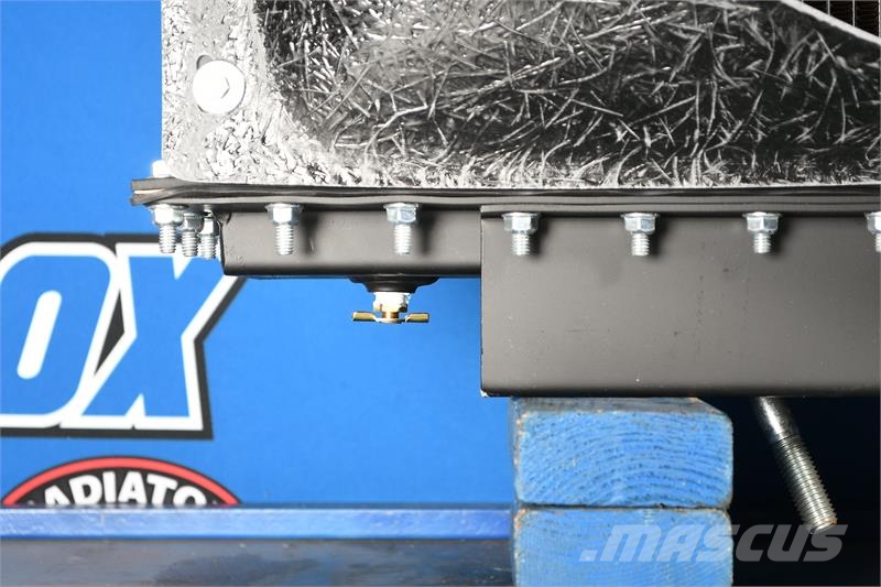 Peterbilt 359 Radiator # 606003 Radiadores
