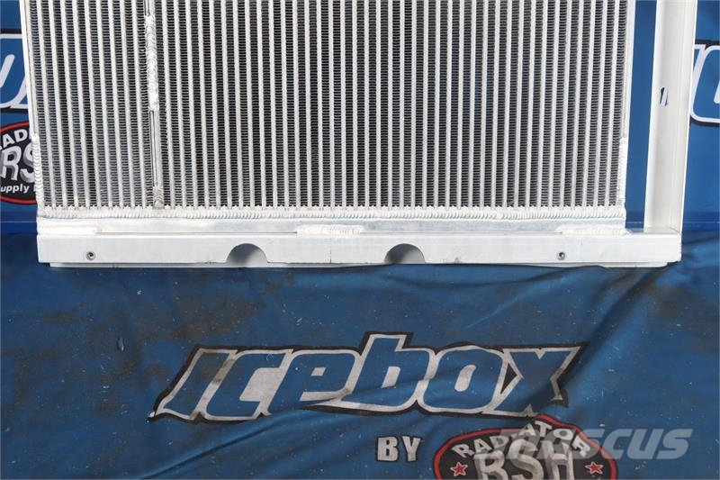 Peterbilt 362 AC Condenser # 606406 Radiadores