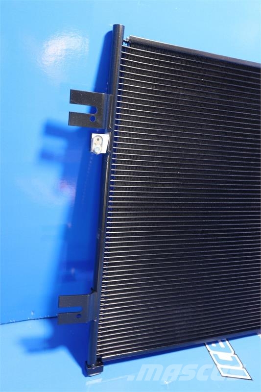 Peterbilt 377, 378, 379, 385, 387, 388, AC Condenser # 60657 Radiadores