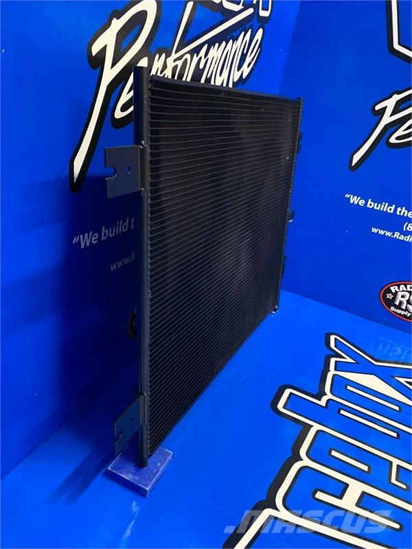 Peterbilt 387 AC Condenser # 606416 Radiadores