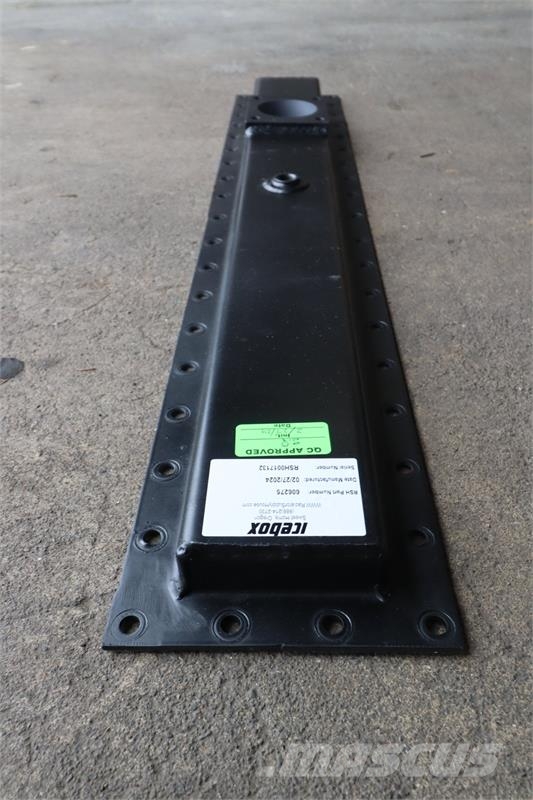 Peterbilt Bottom Tank # 606275 Radiatorer