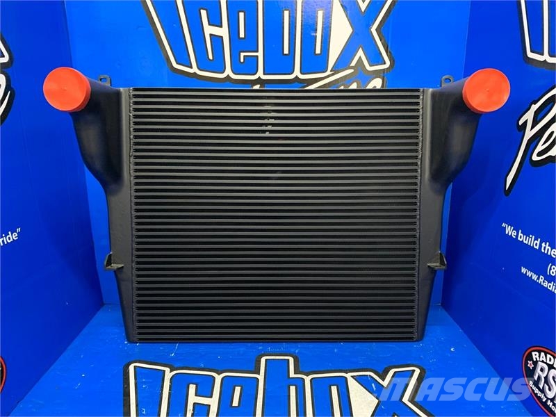 Peterbilt Charge Air Cooler # 606114 ラジエター