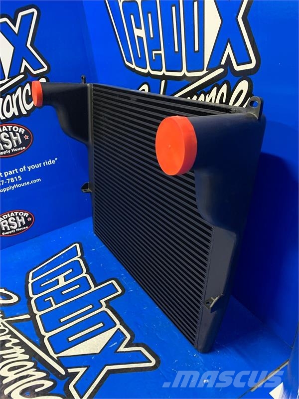 Peterbilt Charge Air Cooler # 606114 ラジエター