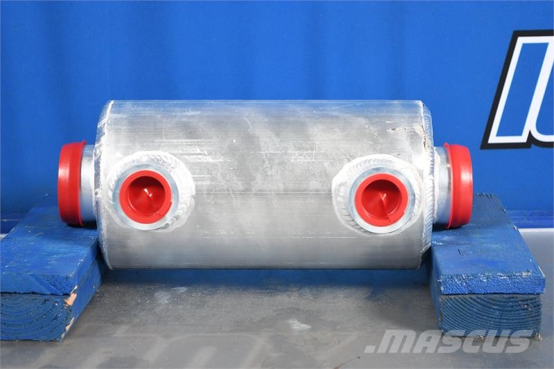 Peterbilt Oil Cooler # 606223 Radiadores