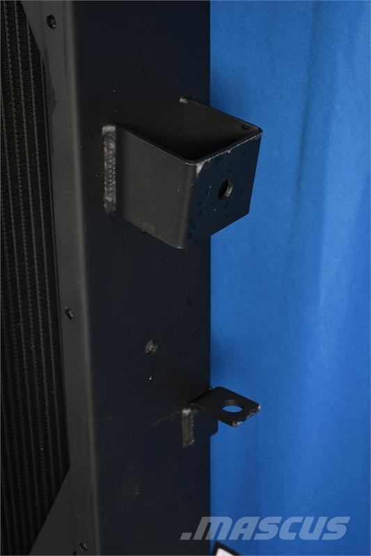Peterbilt Radiator # 606082 Radiadores