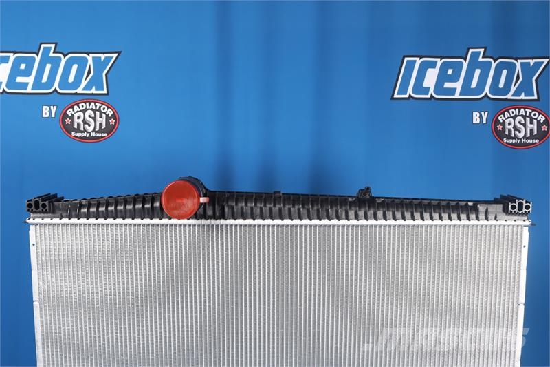 Peterbilt Radiator # 606225 Radiadores