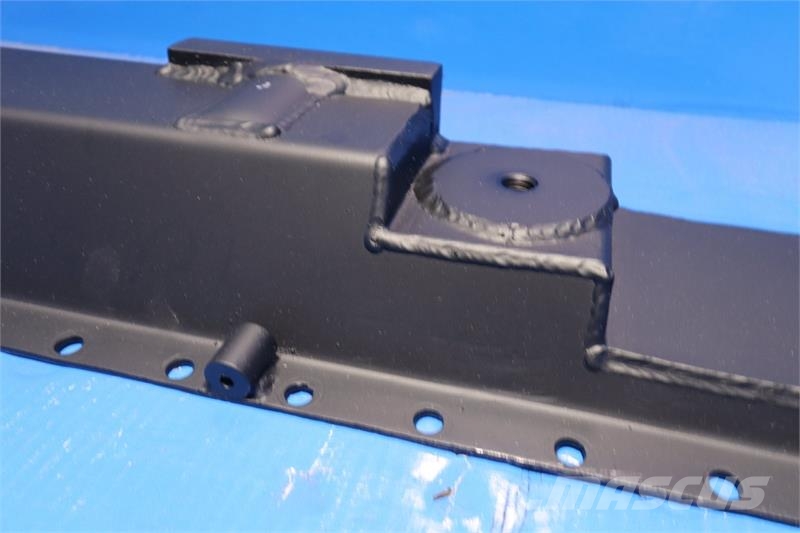 Peterbilt Radiator Tank # 606312 Radijatori