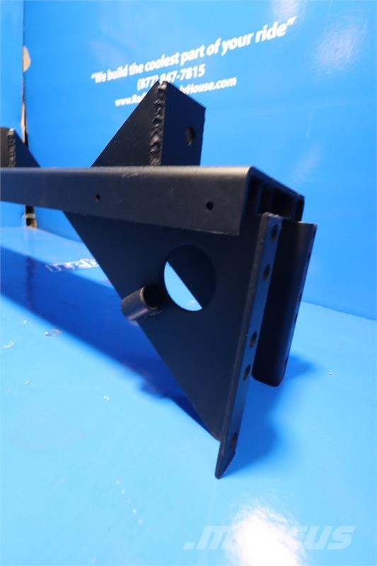 Peterbilt Right Side Rail # 606262 Radiators