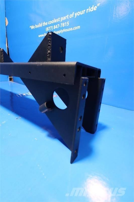 Peterbilt Right Side Rail # 606262 Radiators