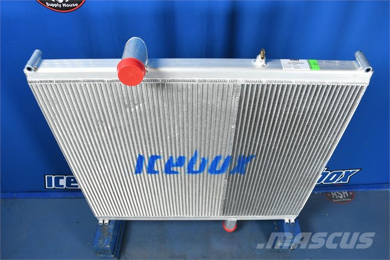 Peterbilt T680 , 579 Radiator # 606209 Radiadores