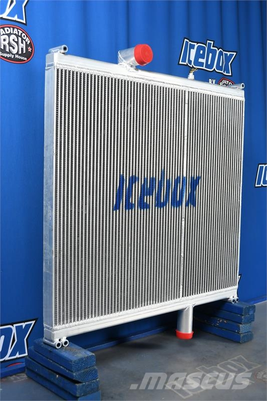 Peterbilt T680 , 579 Radiator # 606209 Radiadores