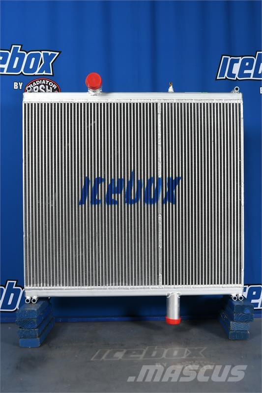 Peterbilt T680 , 579 Radiator # 606209 Radiadores