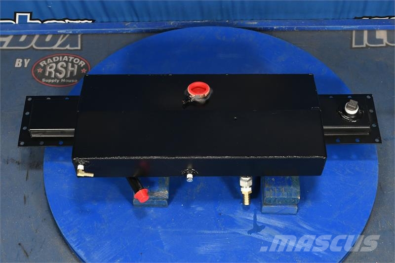 Peterbilt Top Tank # 606286 Radiatorer