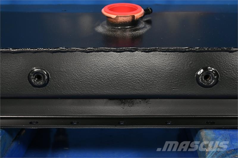 Peterbilt Top Tank # 606286 Radiatorer