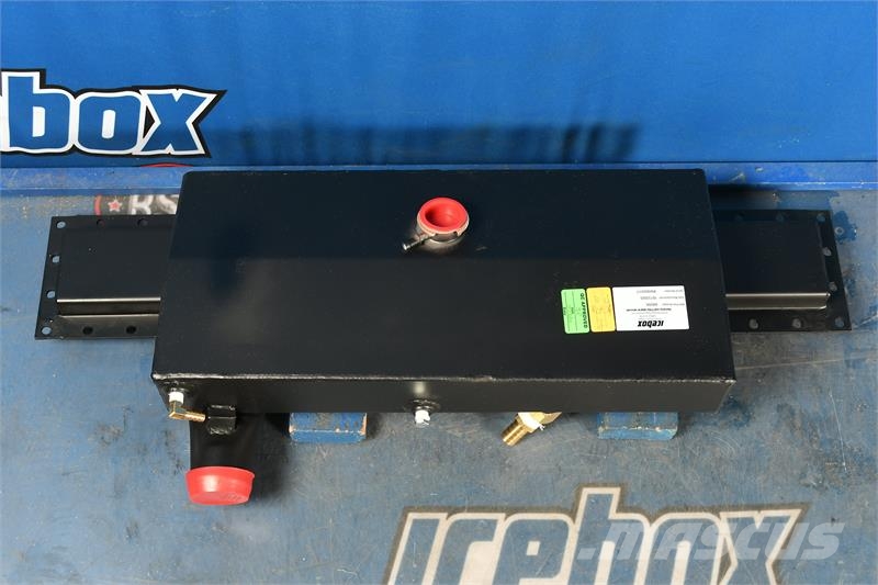 Peterbilt Top Tank # 606264 Radiators