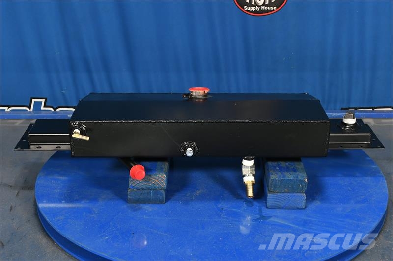 Peterbilt Top Tank # 606286 Radiatorer