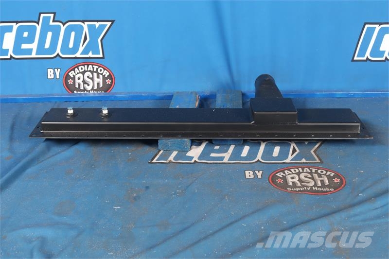 Peterbilt Top Tank # 606274 Radiadores