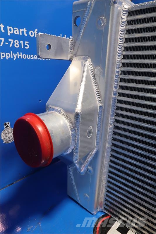 Pioneer 2649 Track Jaw Crusher Charge Air Cooler # 890945 مشعات