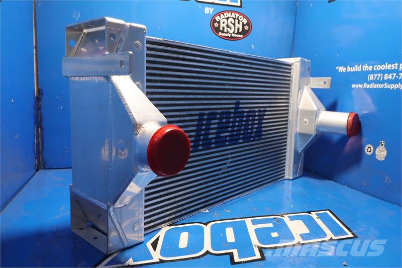 Pioneer 2649 Track Jaw Crusher Charge Air Cooler # 890945 مشعات
