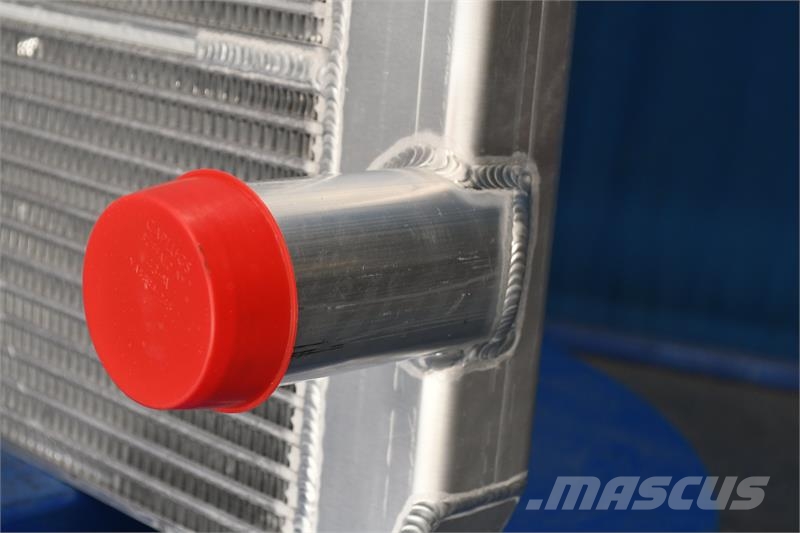 Rosenbauer Commander, Fire Truck Radiator # 609108 Jäähdyttimet