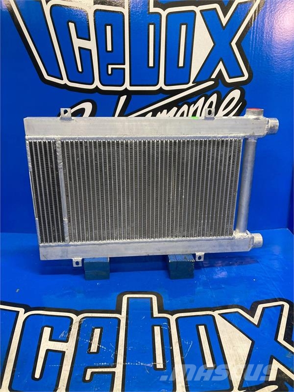 Skidder Oil Cooler # 890602 Radiátory