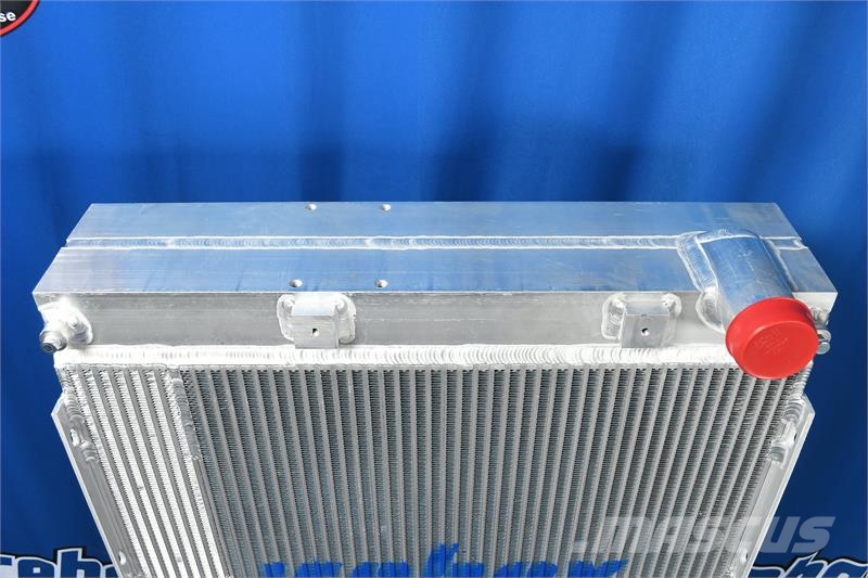 Spartan Gladiator Fire Truck Radiator # 609611 مشعات