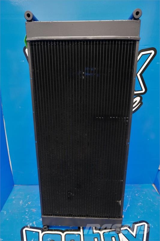 Spartan Motorhome Radiator # 701658 مشعات