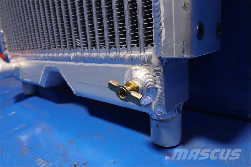  Swinger Forklift Radiator # 940225 Radijatori