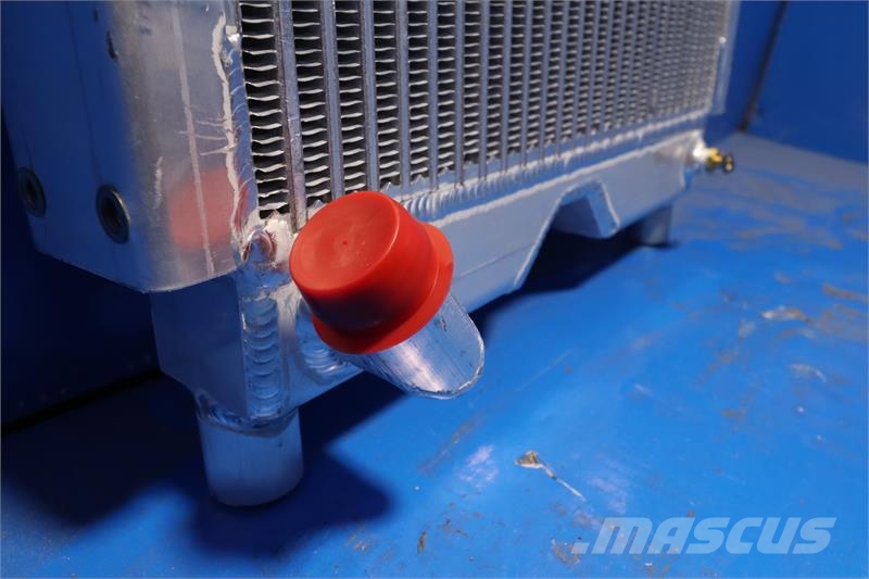  Swinger Forklift Radiator # 940225 Radijatori