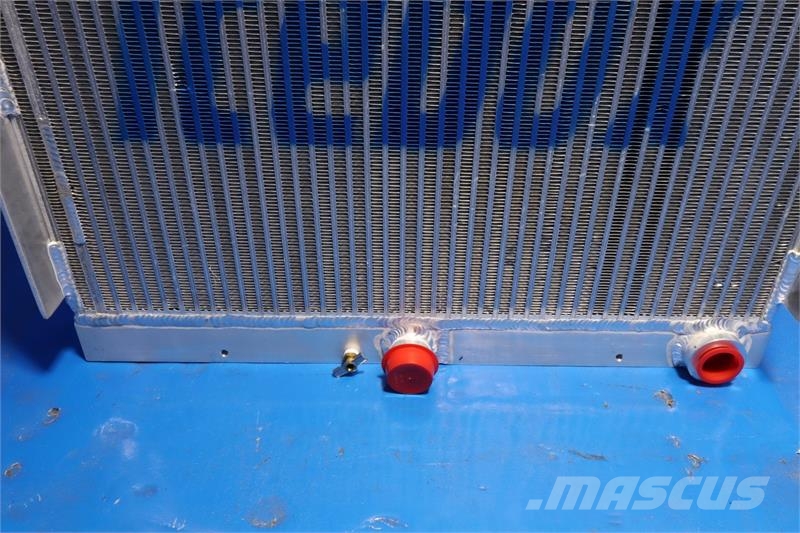 Takeuchi T175, TB175, TB175C Radiator # 890697 Radiatoare