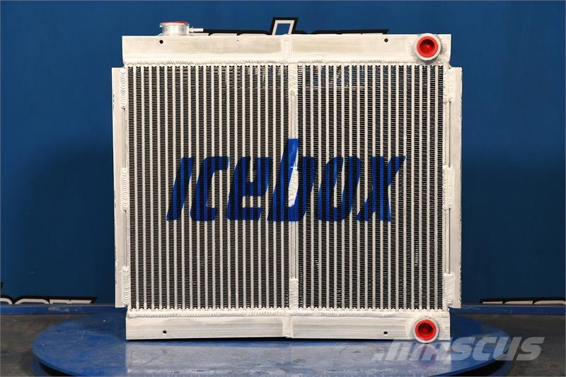 Takeuchi TB180 Radiator # 890681 Radiadores
